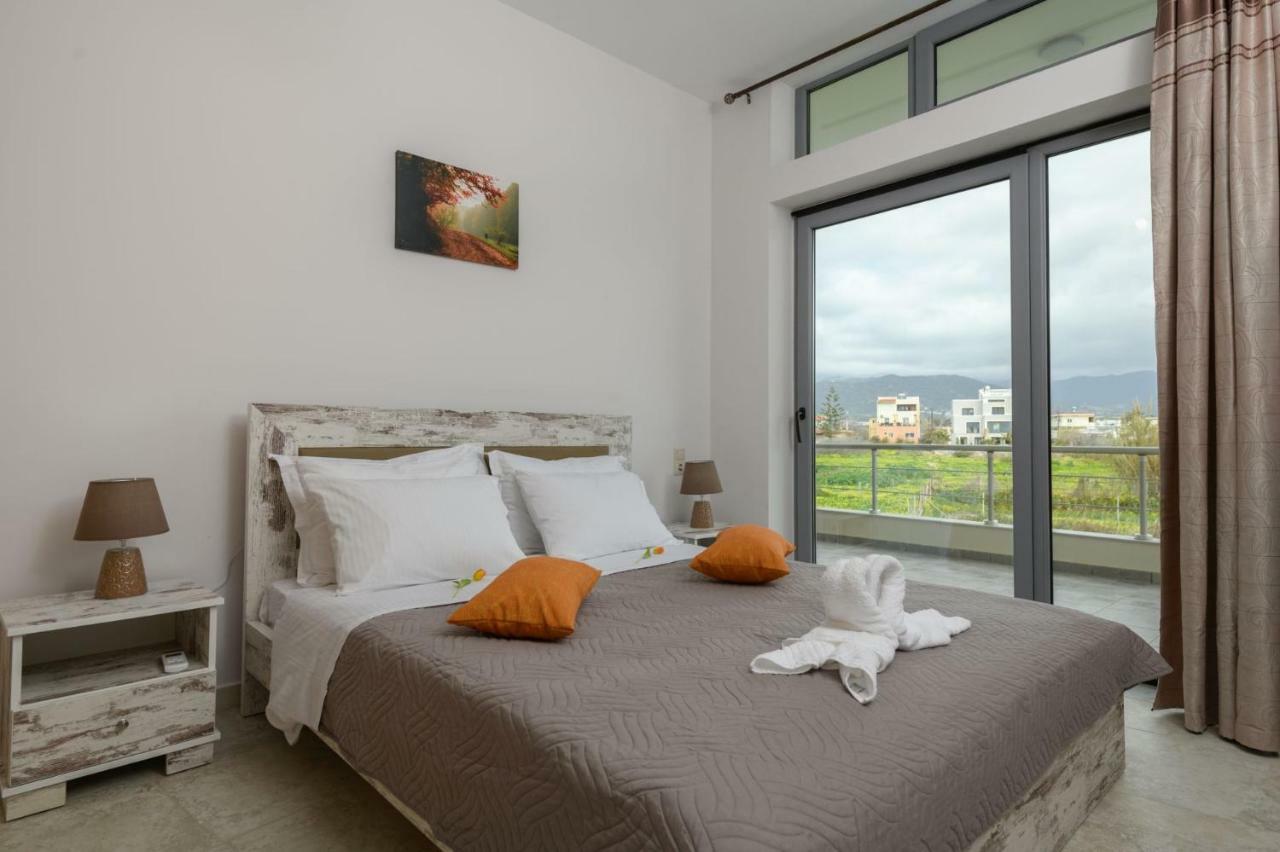 Coral Sea Apartment Коккинос Пиргос Экстерьер фото